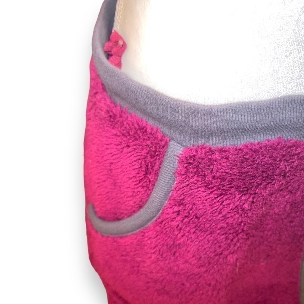 TWO pieces: Uniqlo Sherpa hooded vest and skirt, magenta, M and S - Picture 4 of 15